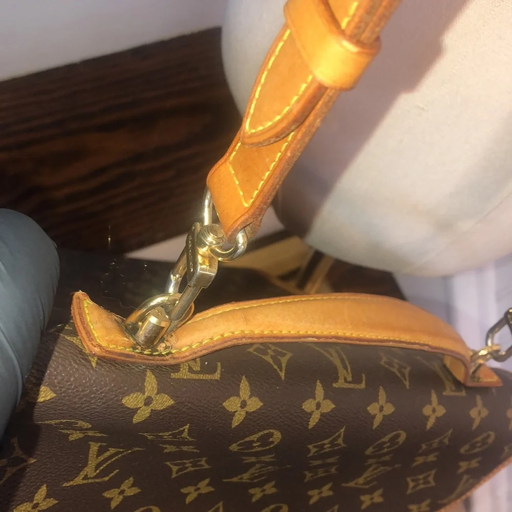 LOUIS VUITTON Monogram Beverly GM Laptop Work Monogram Bag additional photos